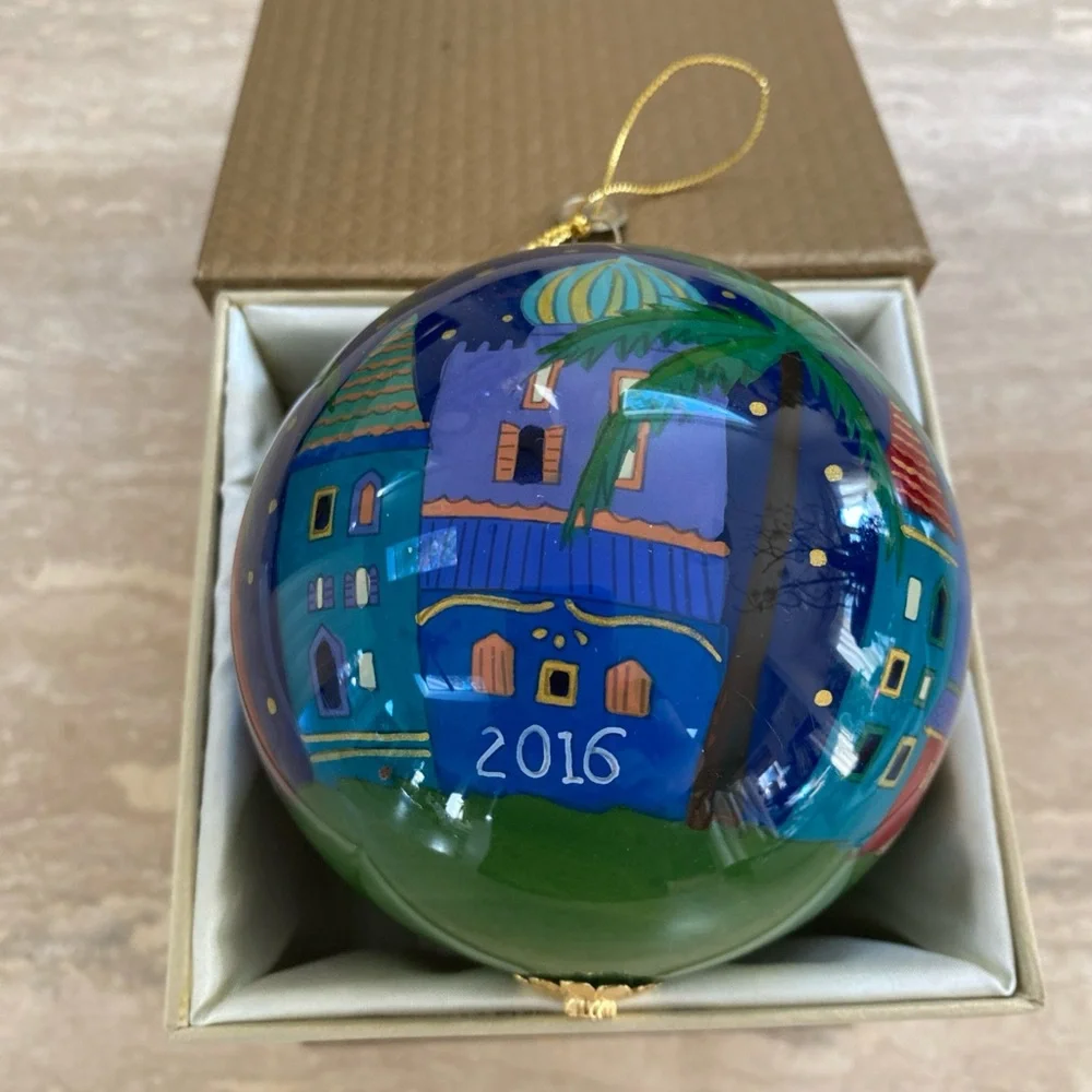 Pier 1 NATIVITY LI BIEN GLASS ORNAMENT 2016 PERFECT GIFT FOR THE HOLIDAYS